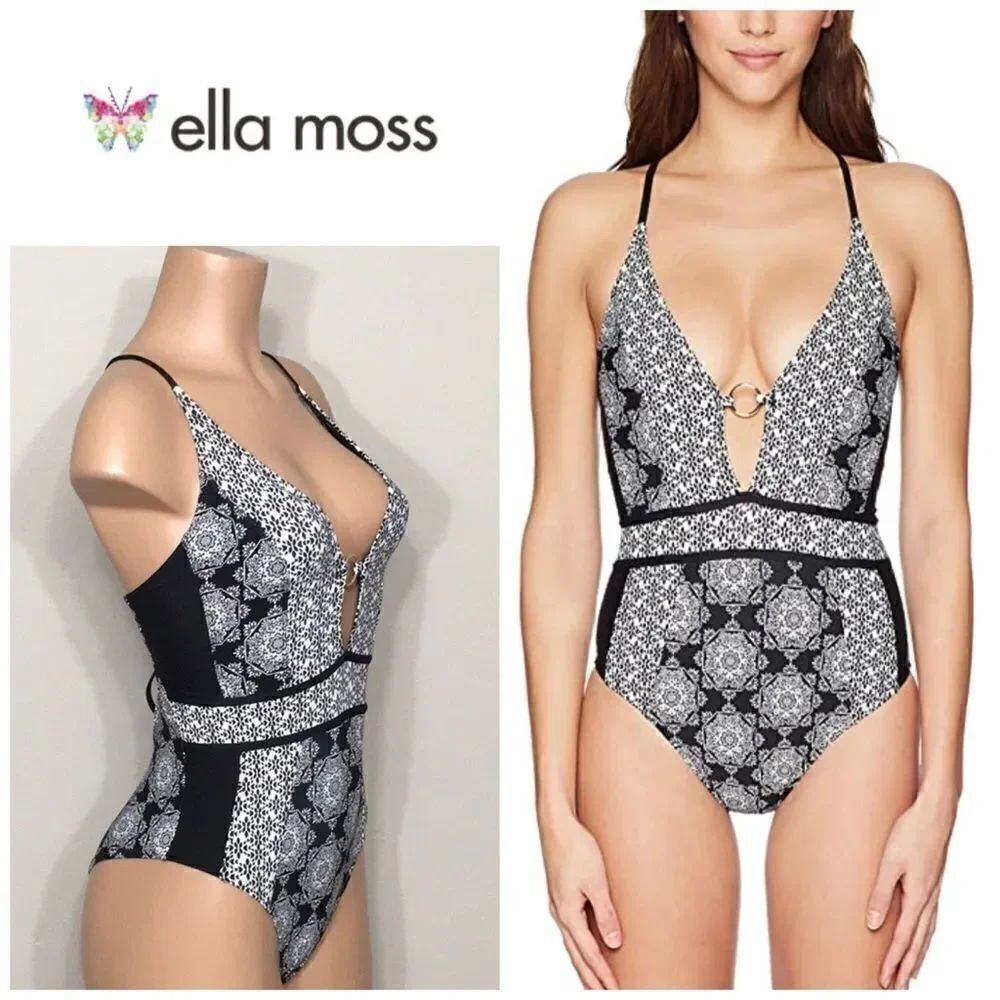 Medallion print plunge swimsuit. RUNS SMALL. NWOT